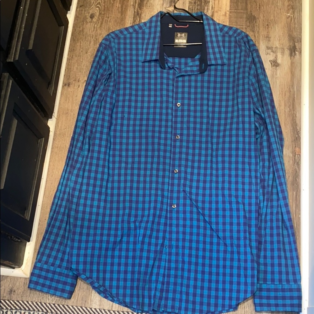 Men’s under armour dress shirt